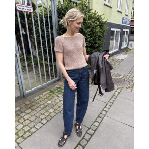 Wave Tee i Tykk Line - Strikkekit fra PetiteKnit