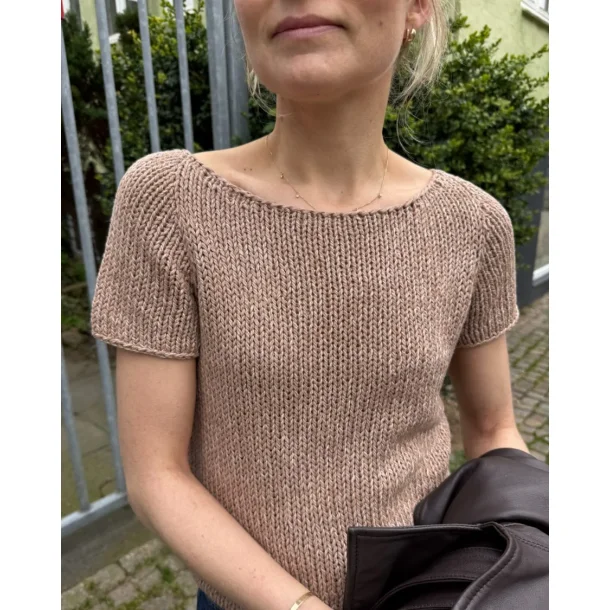  Wave Tee i Cotton Waves - Strikkekit fra PetiteKnit