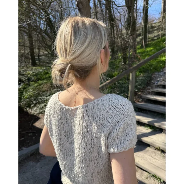  Wave Tee i Cotton Waves - Strikkekit fra PetiteKnit