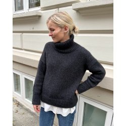 Wednesday Sweater strikkekit af Petiteknit str. 2XL-3XL