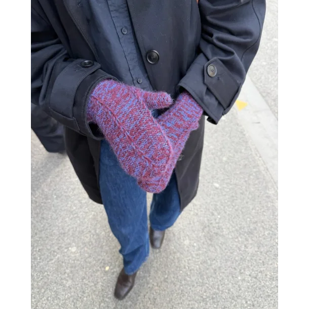 Yoko Set - Strikkekit  fra Petiteknit