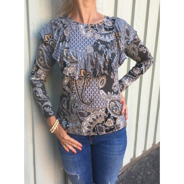 Onion 2077 - Top/Kjole med volant til strikstof. Snitm�nster