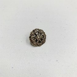 Antik guld knap med detaljeret mnster, 18 mm