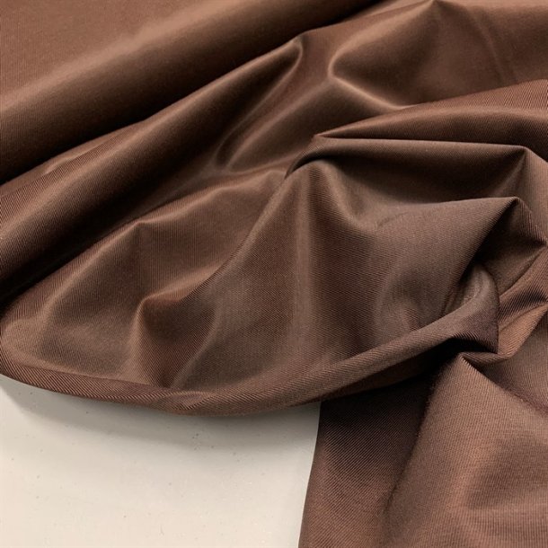 Bvernylon i chokoladebrun - pr. 0,25 meter