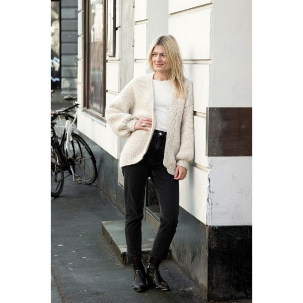 Ballonjakken - strikkeopskrift fra PetiteKnit