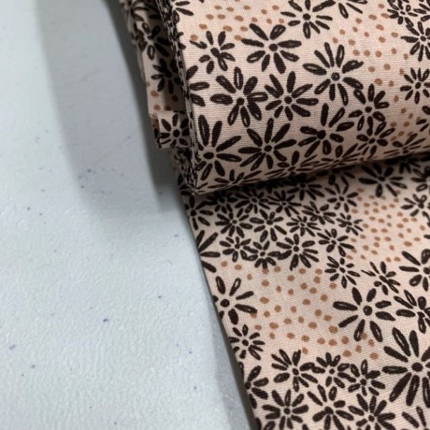 Bomuldspoplin i beige med blomster og prikker - pr. 0,25 meter
