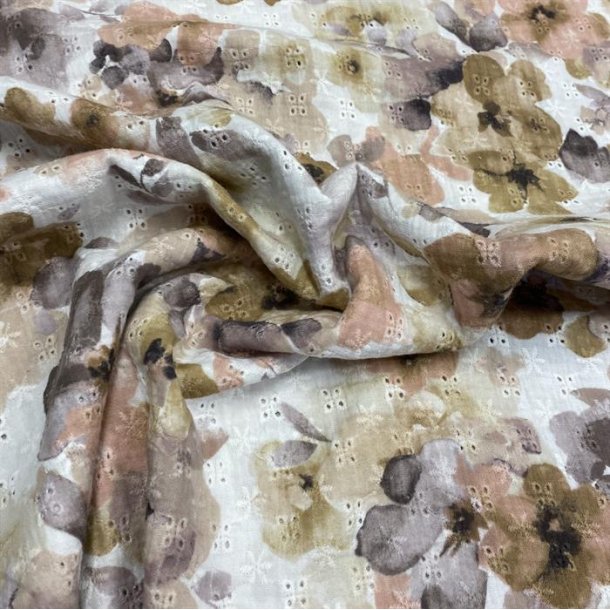 Broderie anglaise med blomster - pr. 0,25 meter 