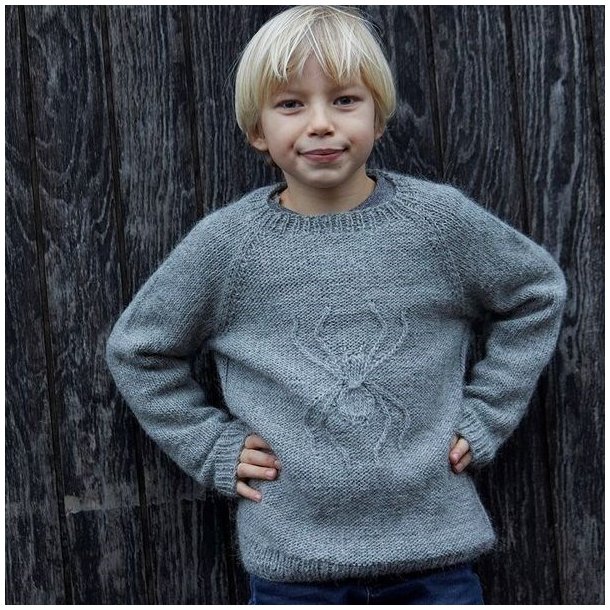 Drengesweater "Lille Peter Edderkop" - opskrift fra CaMaRose