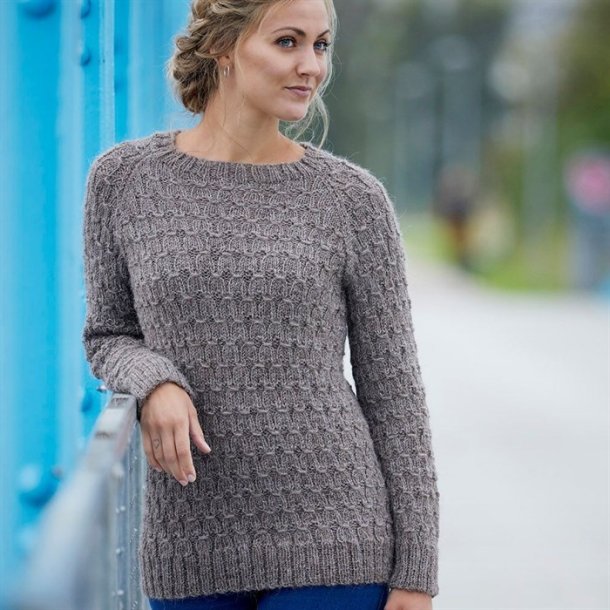 Svaneke sweater voksen - opskrift fra CaMaRose