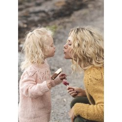 Cecilie Skog - Genser til barn og dame 