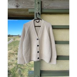 Champagne Cardigan - strikkeopskrift fra PetiteKnit