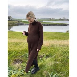 Chestnut Dress - strikkeopskrift fra PetiteKnit