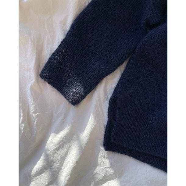 Chestnut Sweater - strikkeopskrift fra PetiteKnit