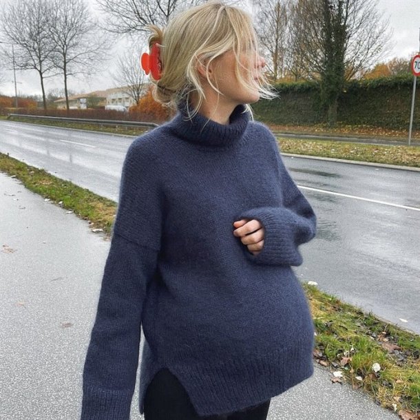 Chestnut Sweater - strikkeopskrift fra PetiteKnit