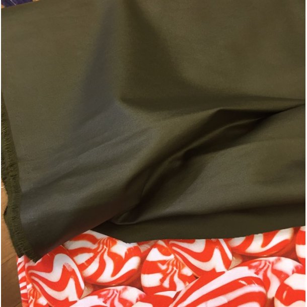 Coated twill i viskosemix i armygrn - pr. 0,25 meter