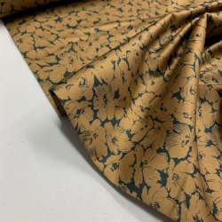 Digital printet bomuldslrred i sort med blomster i gylden okker - pr. 0,25 meter