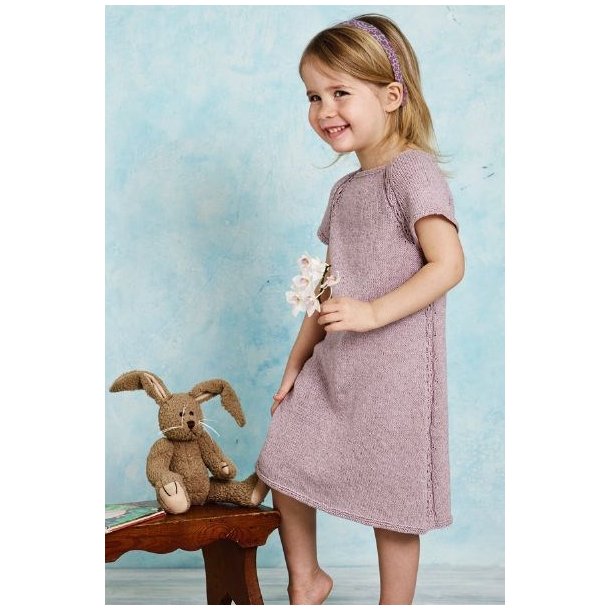 Strikkeopskrifter til Elise garn fra Permin