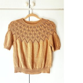 Ella Shirt - strikkeopskrift fra le knit / Lene Holme Samse