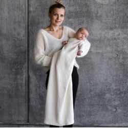 Ellens Dbskjole - strikkeopskrift fra PetiteKnit