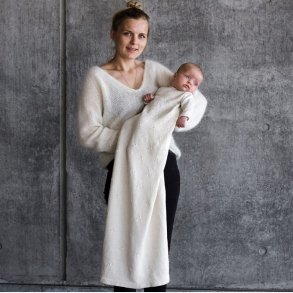 Ellens Dbskjole - strikkeopskrift fra PetiteKnit