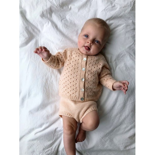 Ellens Legest - strikkeopskrift fra PetiteKnit