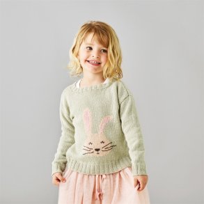 Bluse med kanin - strikkekit med Esther og Angel garn by Permin