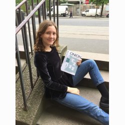 Onion 5044 - Peplun toppe til strikstof. Snitmnster