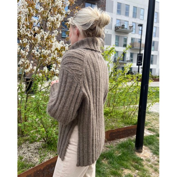 Hazel Sweater - PetiteKnit strikkekit