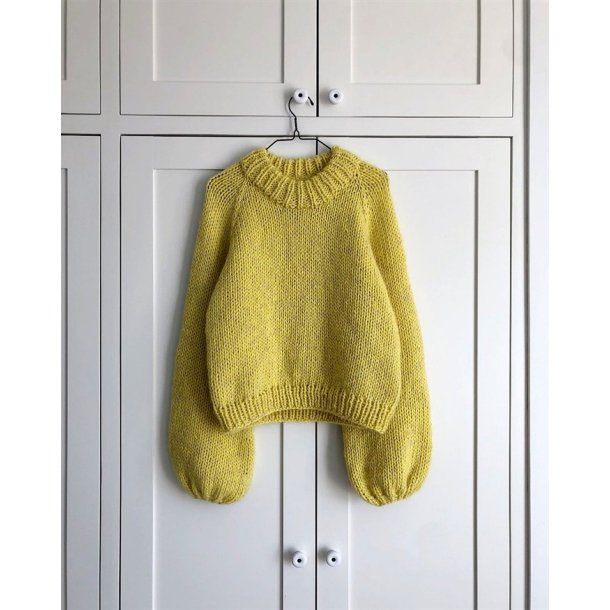 Holiday Sweater - strikkeopskrift fra PetiteKnit