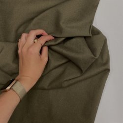 Olivenfarvet vvet viskose med nylon og elastan - pr. 0,25 meter. 