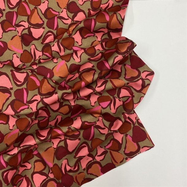 V�vet bomuld med str�k i camel med smukt print - pr. 0,25 meter.