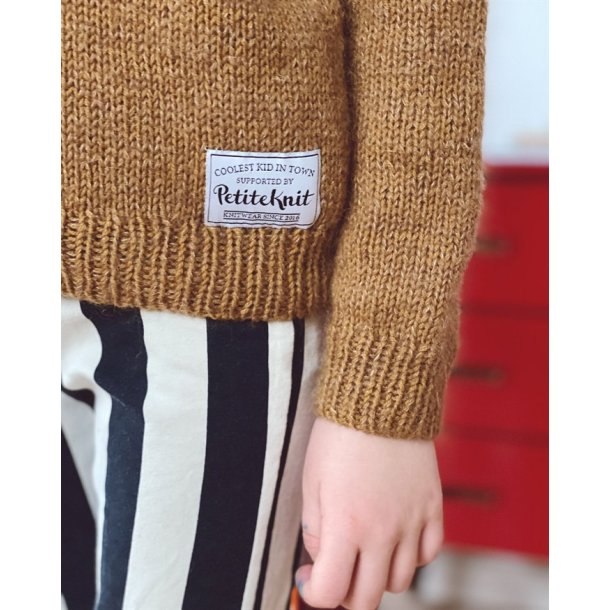 Ingen Dikkedarer Sweater Junior - strikkeopskrift fra PetiteKnit