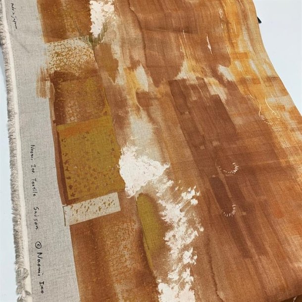 Kokka lrred i hr fra Nani Iro (gyldenbrun / rustfarvet) - pr. 0,25 meter