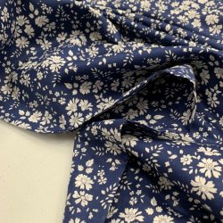 Liberty bomuld med blomst, Capel 0107 A (mrkebl) - pr. 0,25 meter