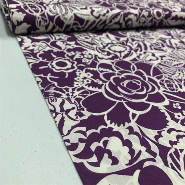 Liberty bomuld med mnster i hvid og lilla, 8218 C - pr. 0,25 meter