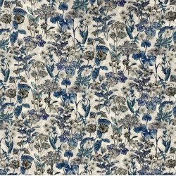Liberty bomuld med tegnede blomster og bl blade - pr. 0,25 meter 