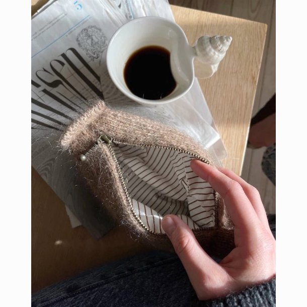 Marie Clutch - PetiteKnit strikkekit