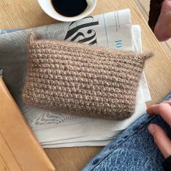 Marie Clutch - PetiteKnit strikkekit