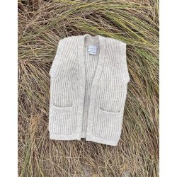 November Vest - strikkeopskrift fra PetiteKnit