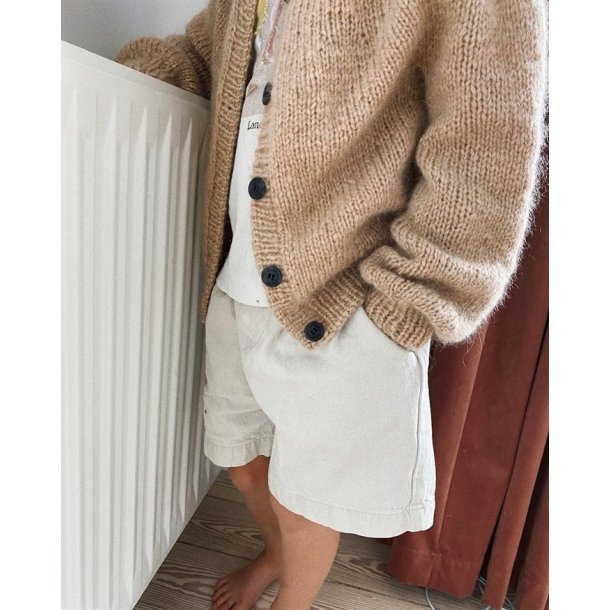 Novice Cardigan Junior - Chunky Edition - PetiteKnit strikkekit