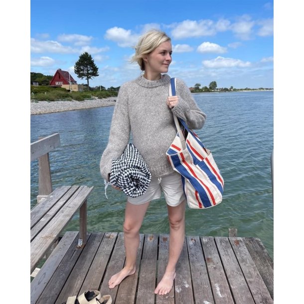 Novice Sweater - Chunky Edition - strikkeopskrift fra PetiteKnit