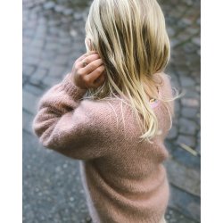 Novice Sweater Junior - Mohair Edition - strikkeopskrift fra PetiteKnit