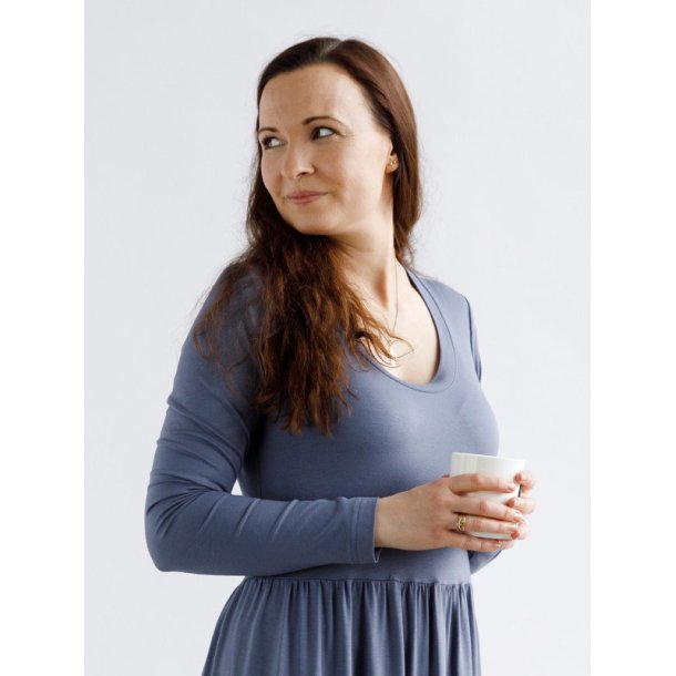 Onion 2085 - Kjole med flser til strikstof. Snitmnster