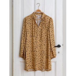 Onion 2090 - Skjortekjoler med fl�sekrave. Snitm�nster