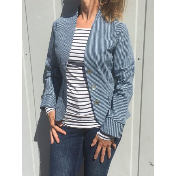 Onion 9017 - Jakke med st�krave. Snitm�nster