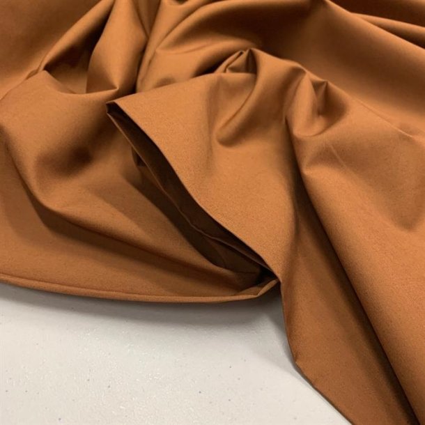 Papertouch poplin, mrk gyldenbrun - pr. 0,25 meter