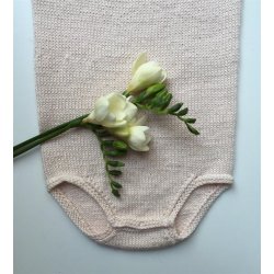 Almas Flsebody - strikkeopskrift fra PetiteKnit