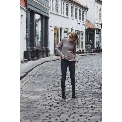 Ankers Tr�je My Size - strikkeopskrift fra PetiteKnit