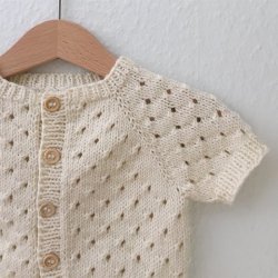 Annas Sommercardigan - strikkeopskrift fra PetiteKnit