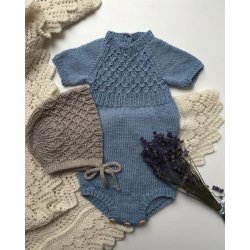 Millas Sommerdragt - strikkeopskrift fra PetiteKnit